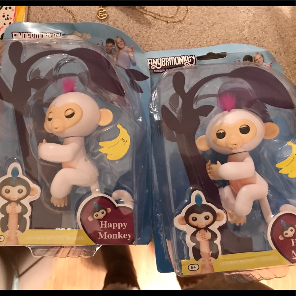 2 white fingerlings